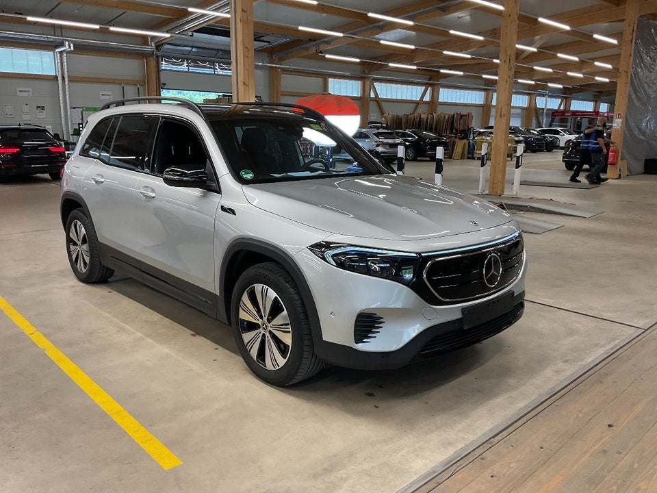 Mercedes EQB250 Progressive 5d