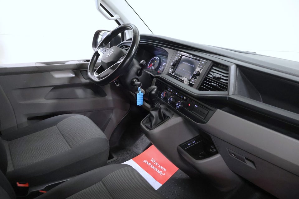 VW Transporter 2,0 TDi 150 Kassevogn DSG lang