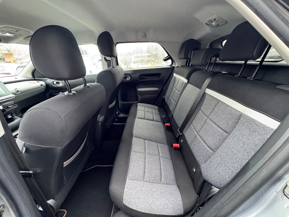 Citroën C4 Cactus 1,2 PureTech 110 Iconic 5d