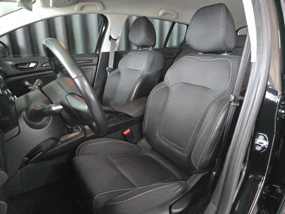 Renault Megane IV 1,5 dCi 115 Zen Sport Tourer 5d