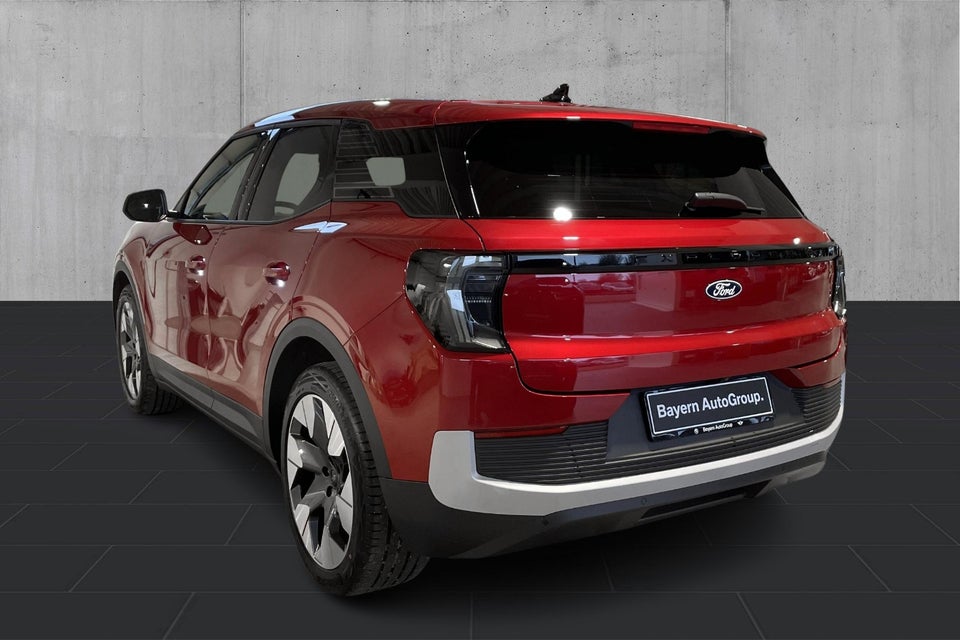 Ford Explorer 82 Premium Extended Range 5d