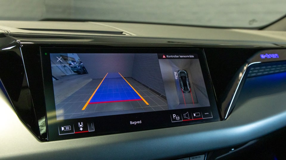 Audi RS e-tron GT quattro 4d