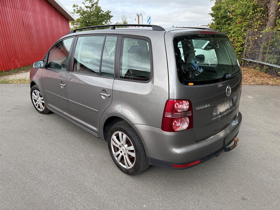 VW Touran 1,4 TSi 140 Trendline 5d