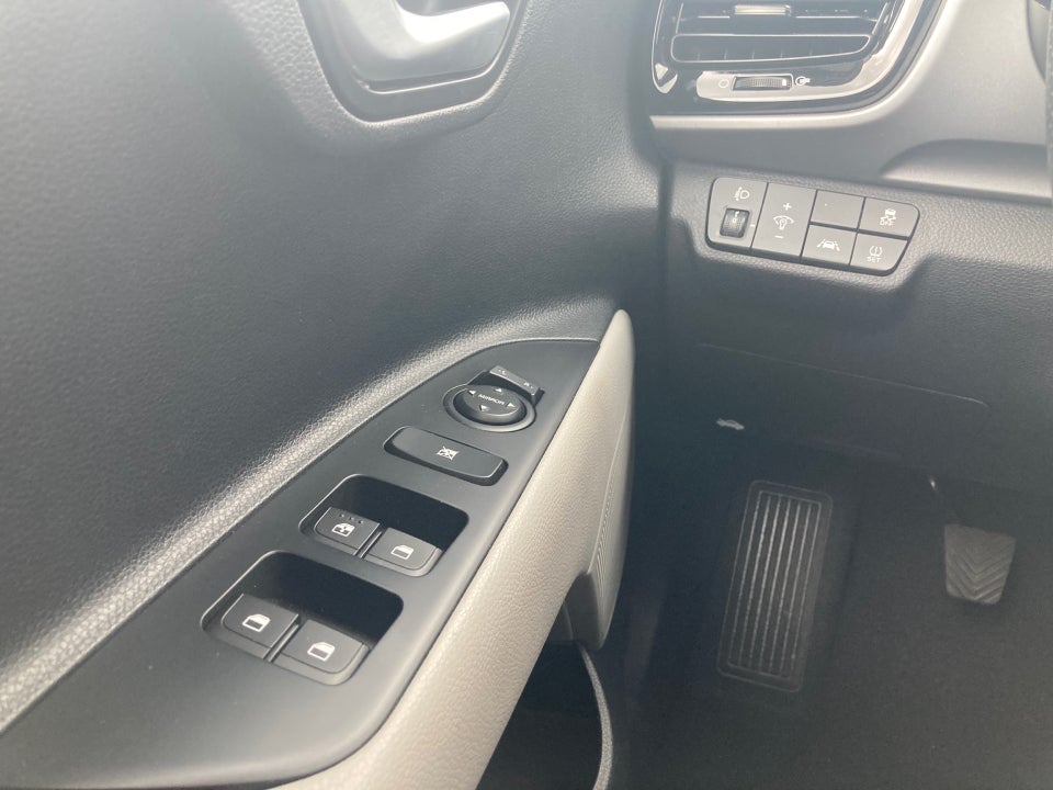 Kia Stonic 1,0 T-GDi Advance Intro 5d