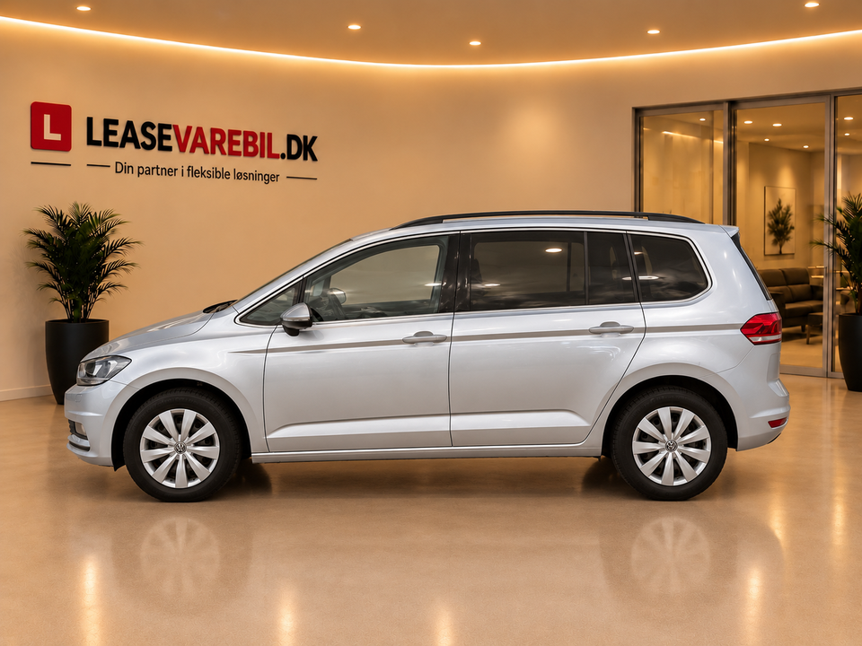 VW Touran 2,0 TDi 150 Highline DSG Van 5d