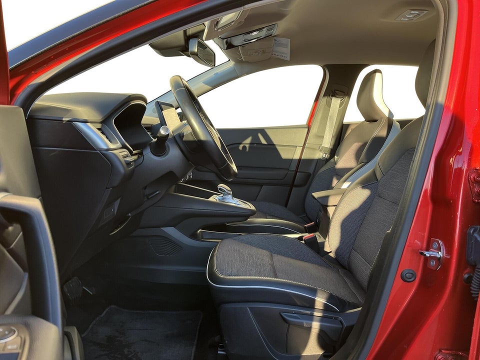 Renault Captur 1,6 E-Tech Intens 5d