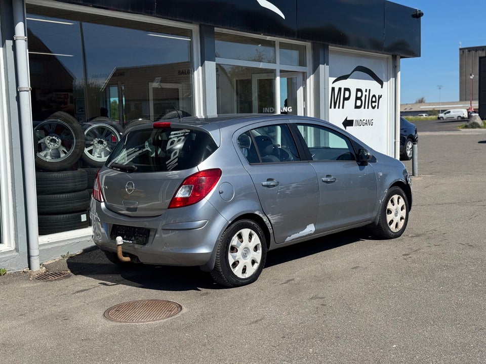Opel Corsa 1,0 12V Enjoy 5d