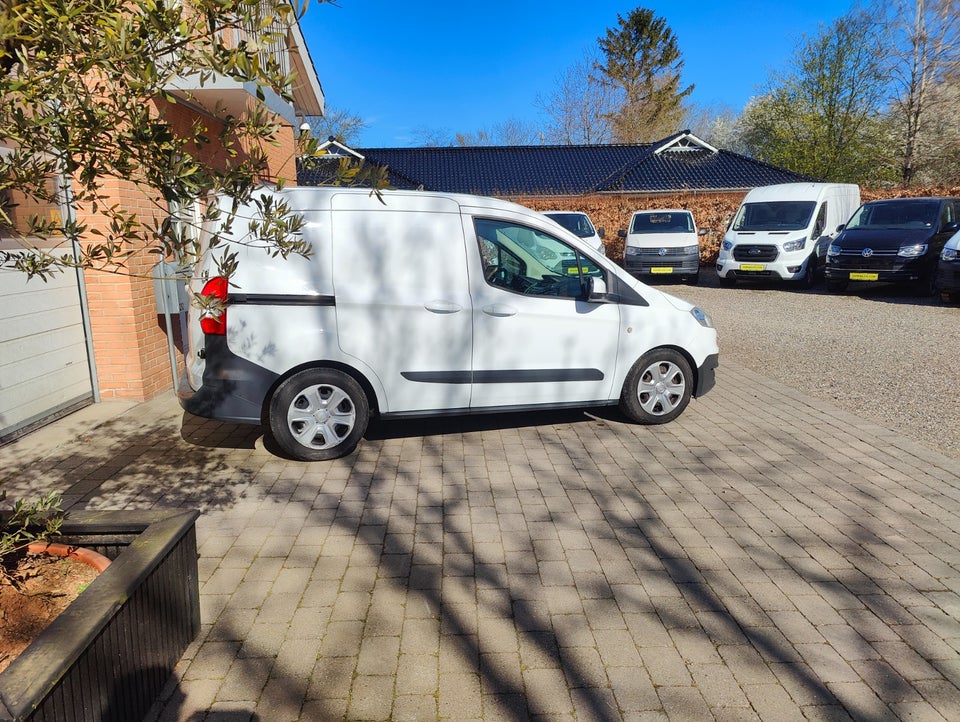 Ford Transit Courier 1,5 TDCi 75 Trend Van 4d