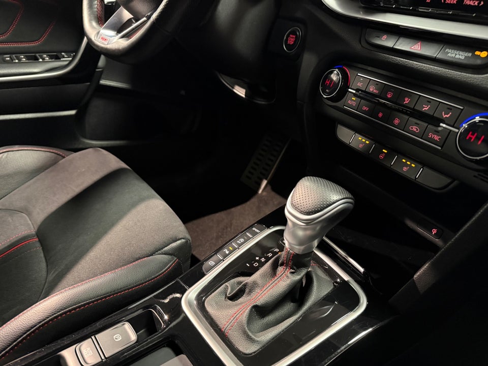 Kia ProCeed 1,6 T-GDi GT DCT 5d