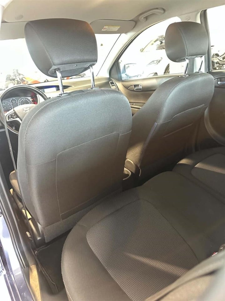 Hyundai i20 1,25 Classic XTR 5d