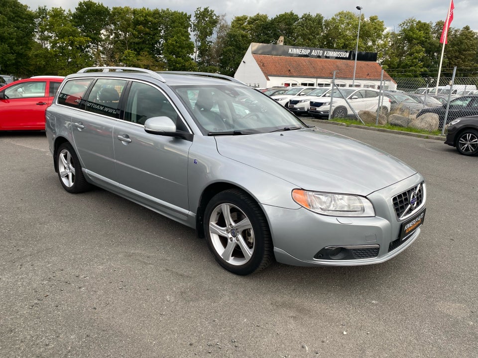 Volvo V70 1,6 T4 180 aut. 5d