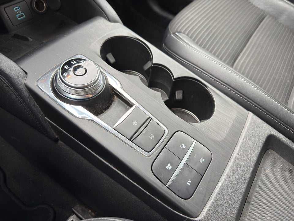 Ford Kuga 2,5 PHEV Titanium X CVT 5d