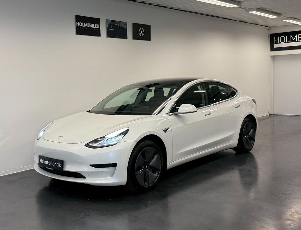 Tesla Model 3 Standard Range+ RWD 4d