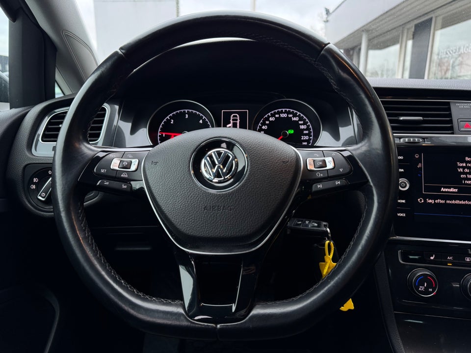 VW Golf VII 1,6 TDi 115 Comfortline Variant DSG 5d