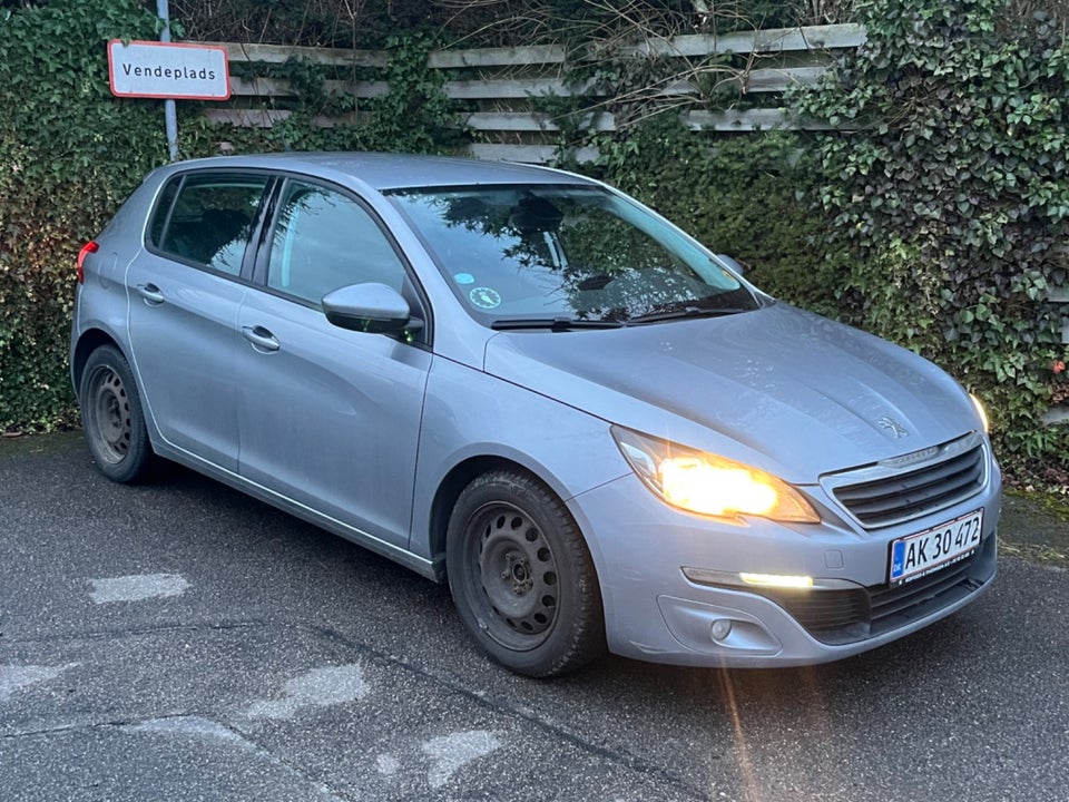 Peugeot 308 1,6 HDi 92 Active 5d