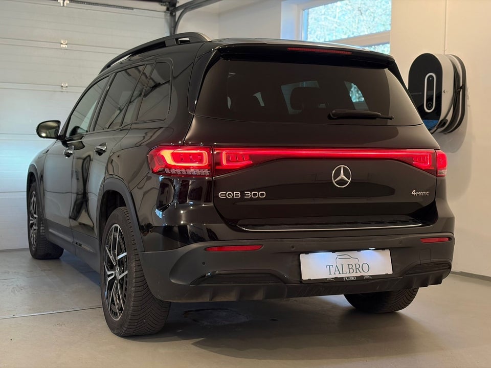 Mercedes EQB300 AMG Line 4Matic 5d