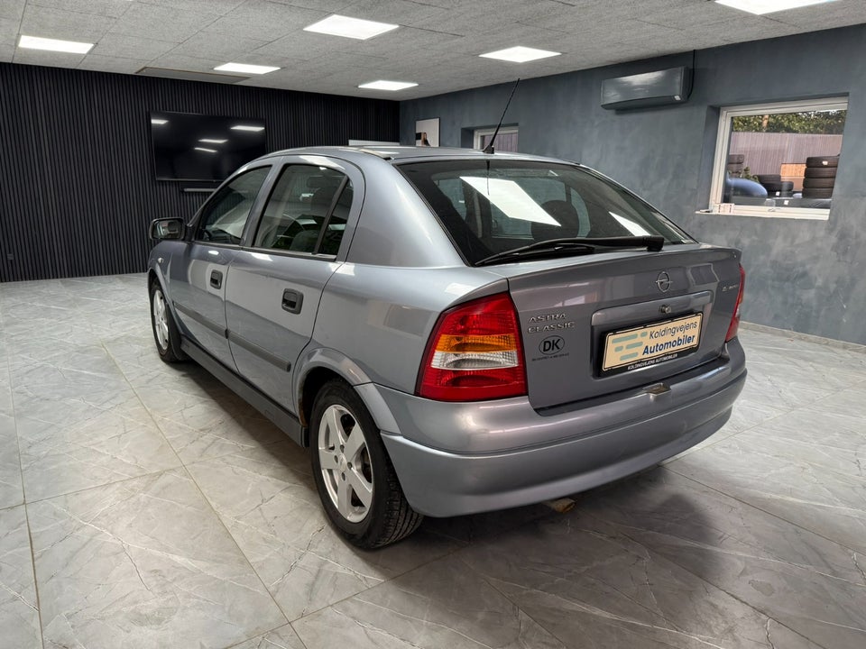 Opel Astra 1,6 16V Comfort 5d