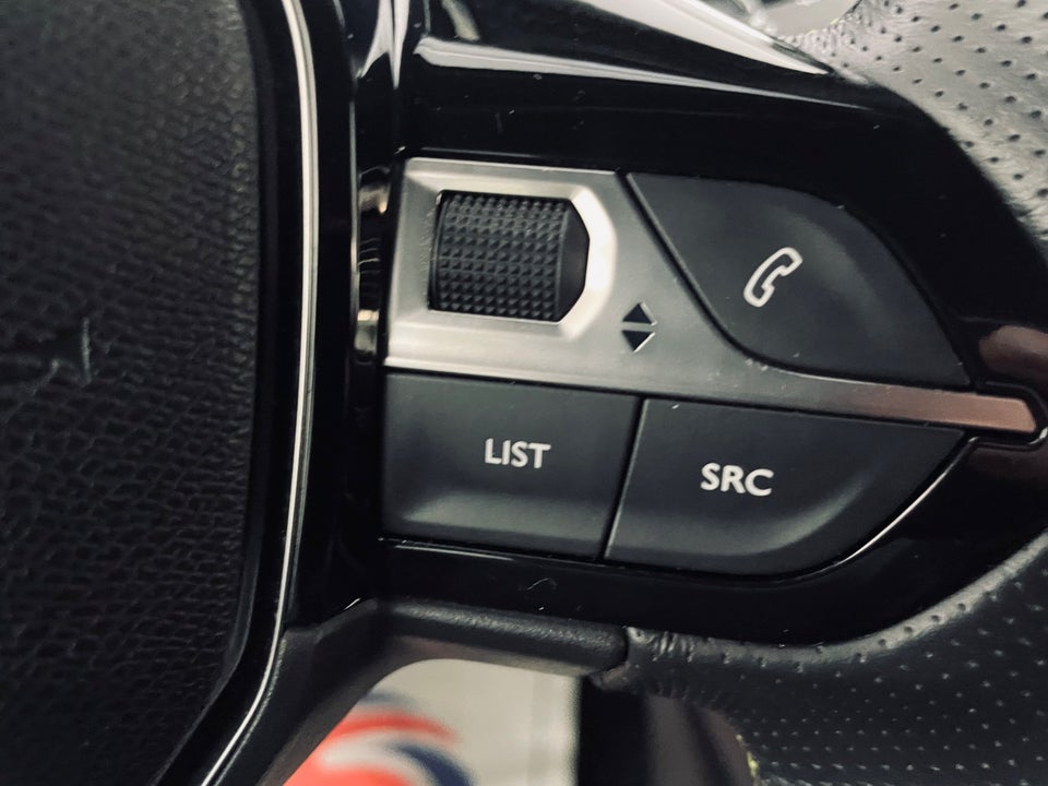 Peugeot e-208 50 GT Pack 5d