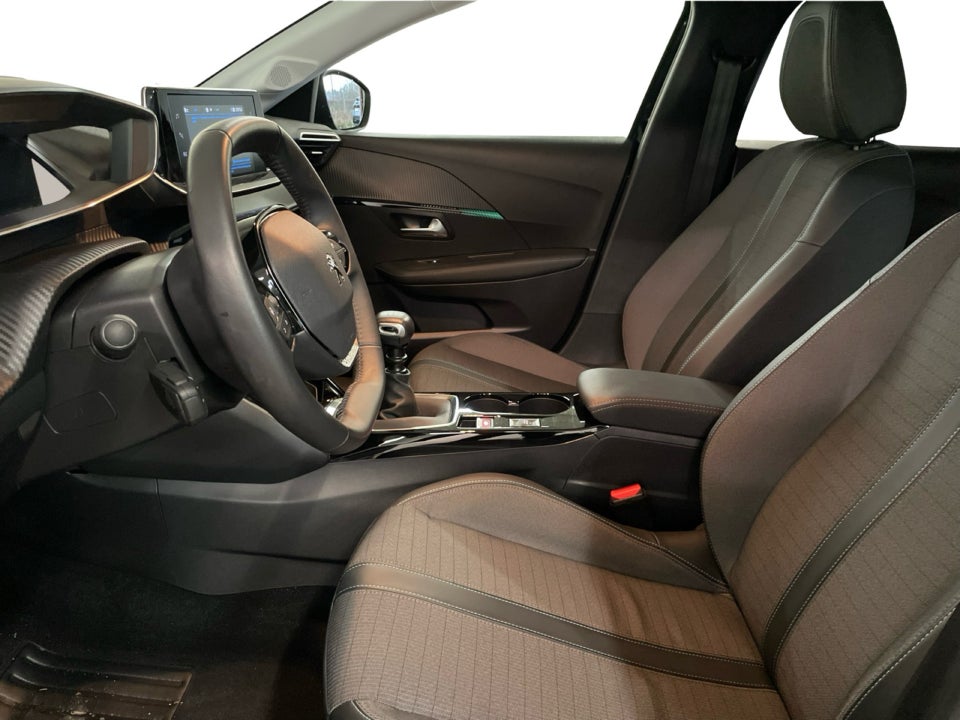 Peugeot 208 1,2 PureTech 100 Black Selection 5d