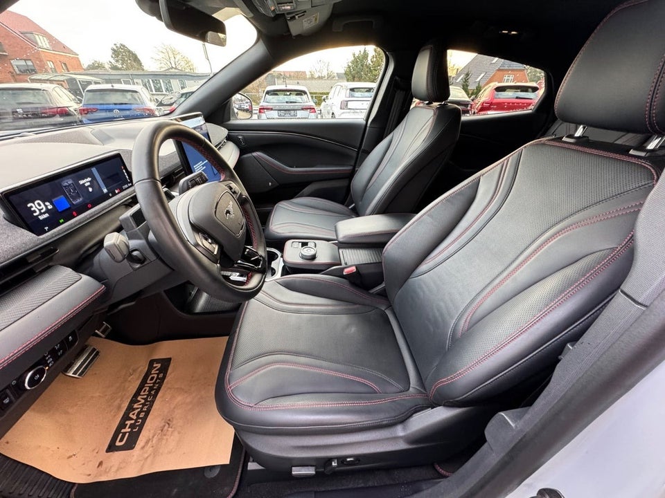 Ford Mustang Mach-E 75 Premium Standard Range AWD 5d