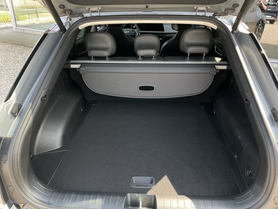 Kia EV6 77 Long Range Upgrade 5d