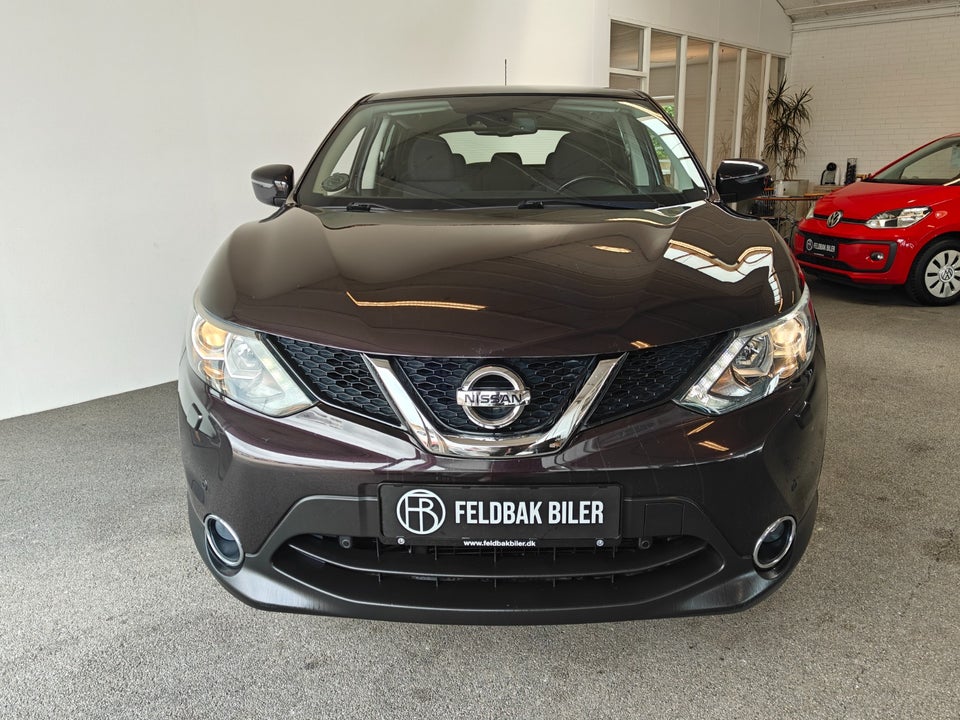 Nissan Qashqai 1,6 Dig-T 163 Acenta 5d