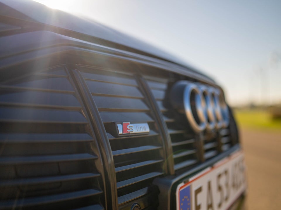 Audi e-tron 55 S-line quattro 5d