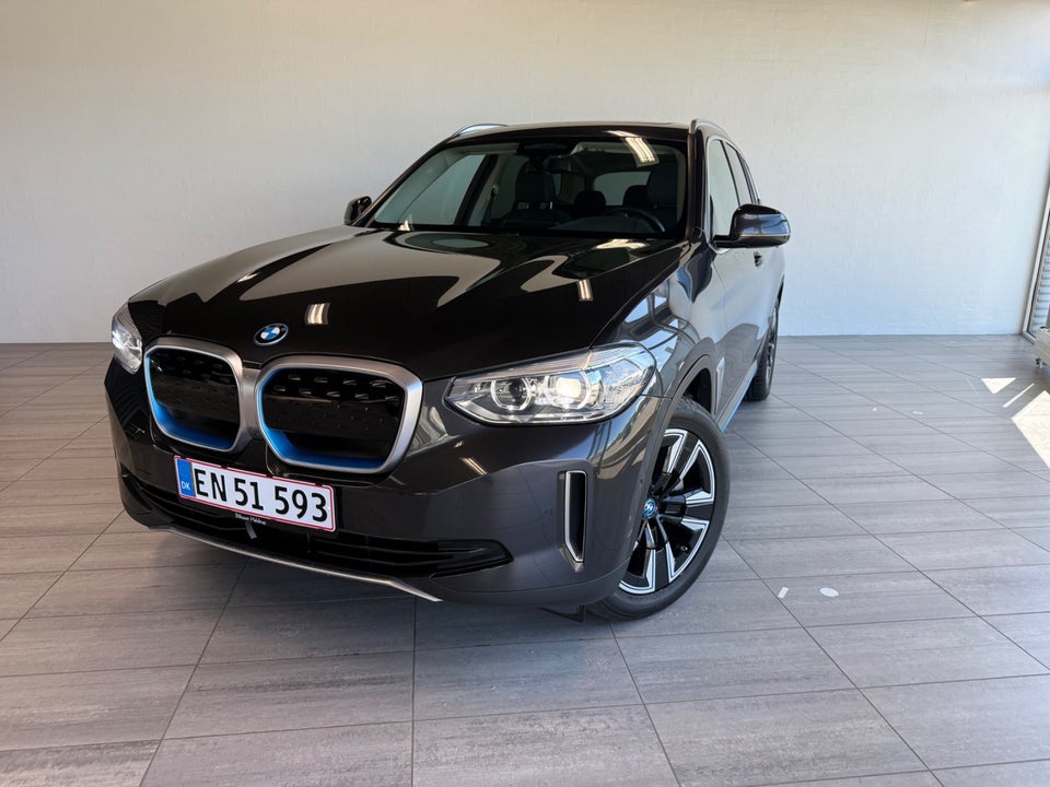 BMW iX3 Charged 5d
