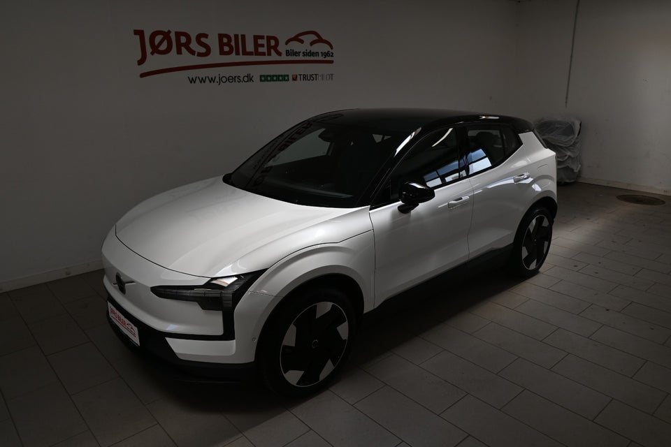 Volvo EX30 Extended Range Ultra 5d