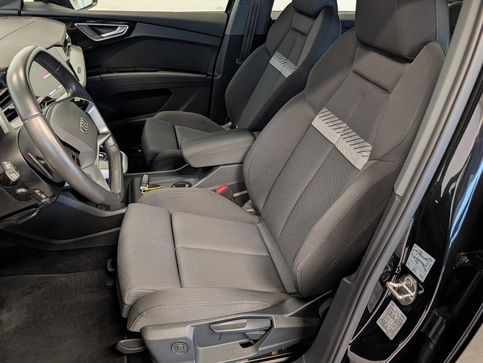 Audi Q4 e-tron 40 Advanced 5d