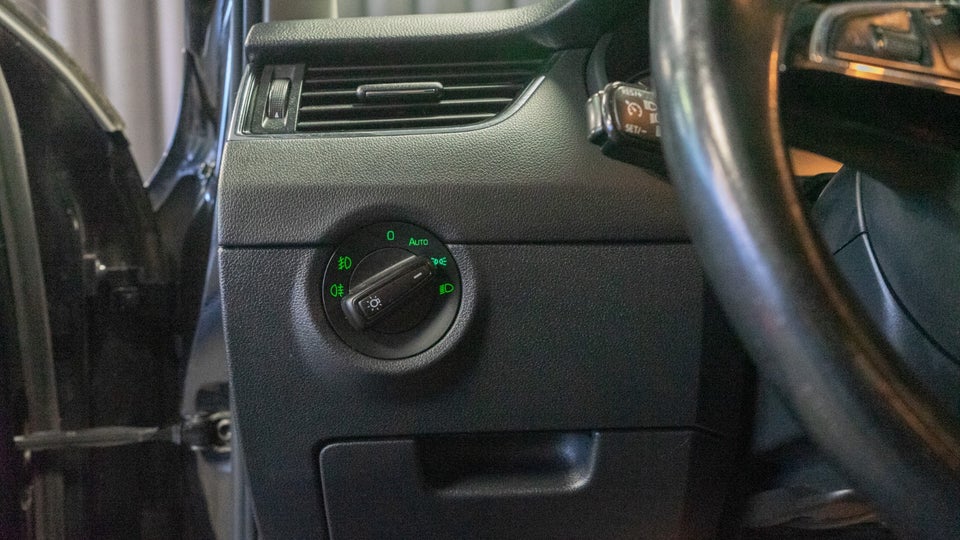 Skoda Octavia 1,6 TDi 115 Style Combi DSG 5d