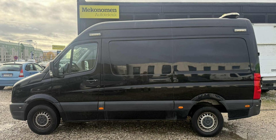 VW Crafter 2,0 TDi 163 Kassevogn M