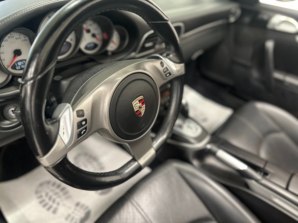 Porsche 911 Carrera 4S 3,8 Cabriolet PDK 2d