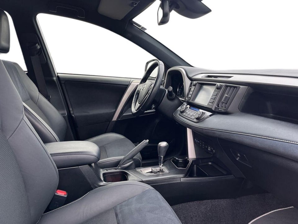 Toyota RAV4 2,5 Hybrid H3+ MDS 5d