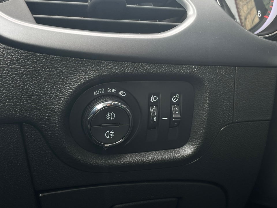 Opel Astra 1,0 T 105 Enjoy Sports Tourer 5d