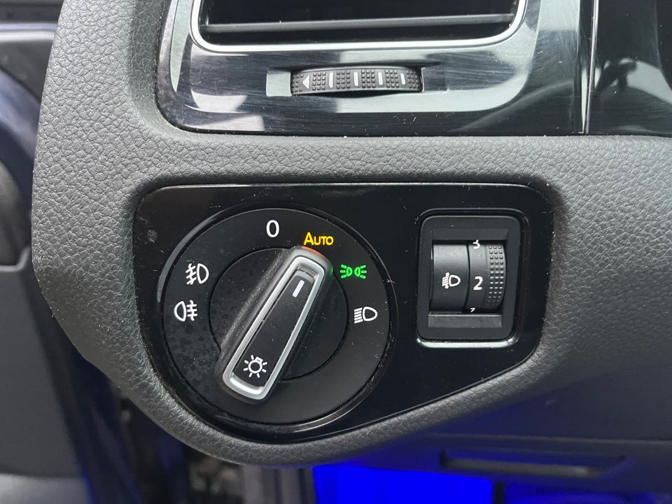 VW Golf VII 1,4 TSi 140 Highline DSG BMT 5d