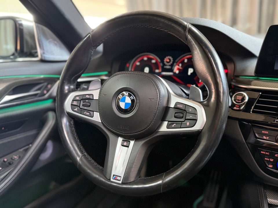 BMW M550i 4,4 xDrive aut. 4d