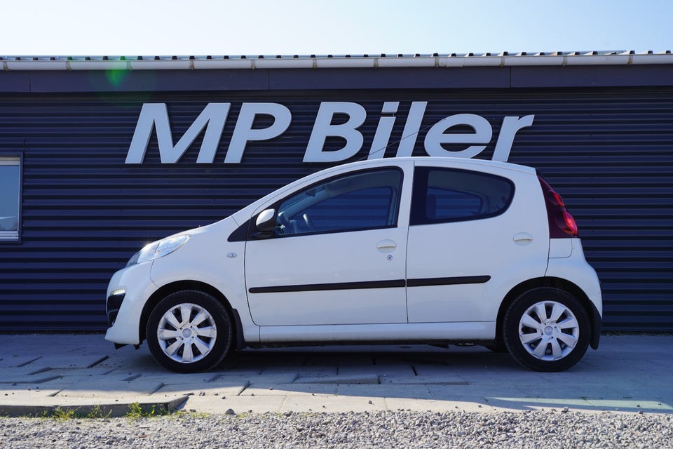 Peugeot 107 1,0 Active 5d