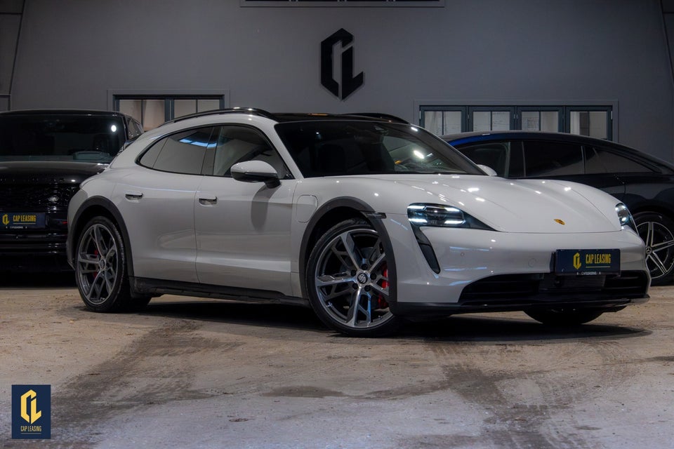 Porsche Taycan 4S Performance+ Cross Turismo 5d