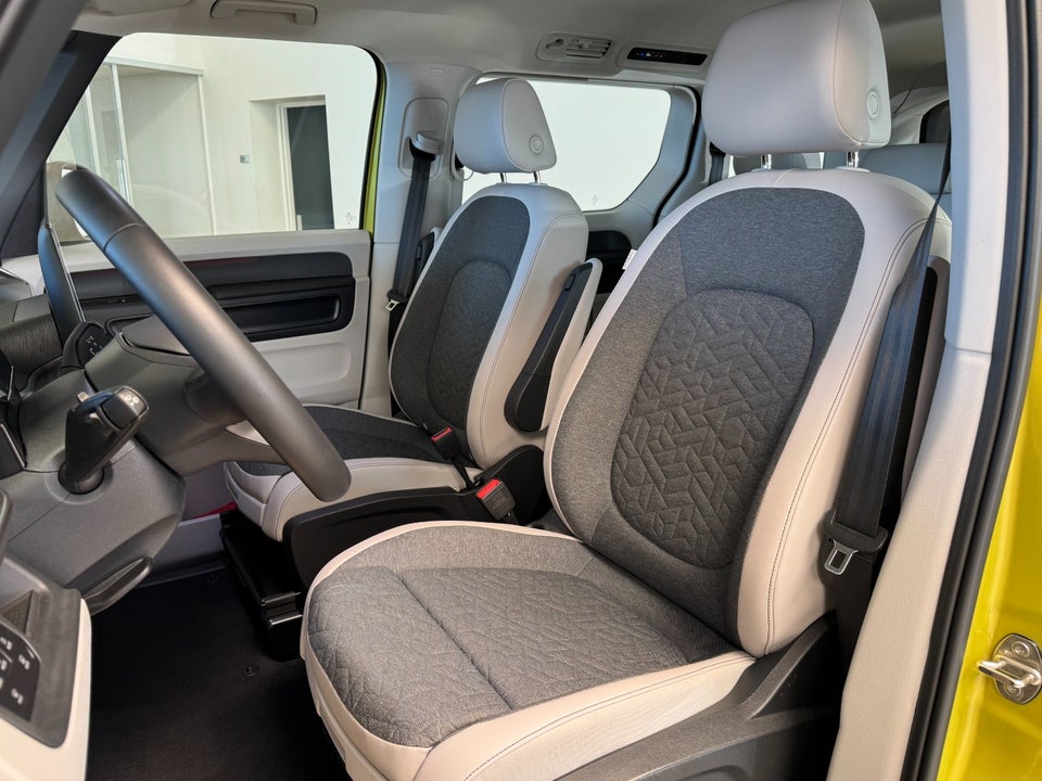 VW ID.Buzz 58 Pure SWB 5d