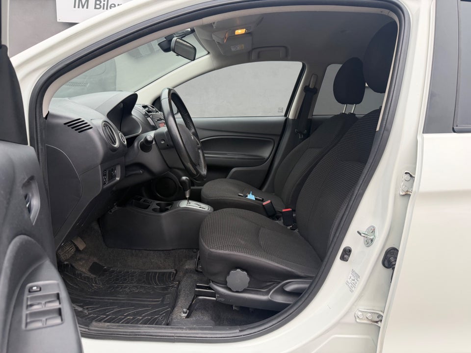 Mitsubishi Space Star 1,2 Intense CVT 5d