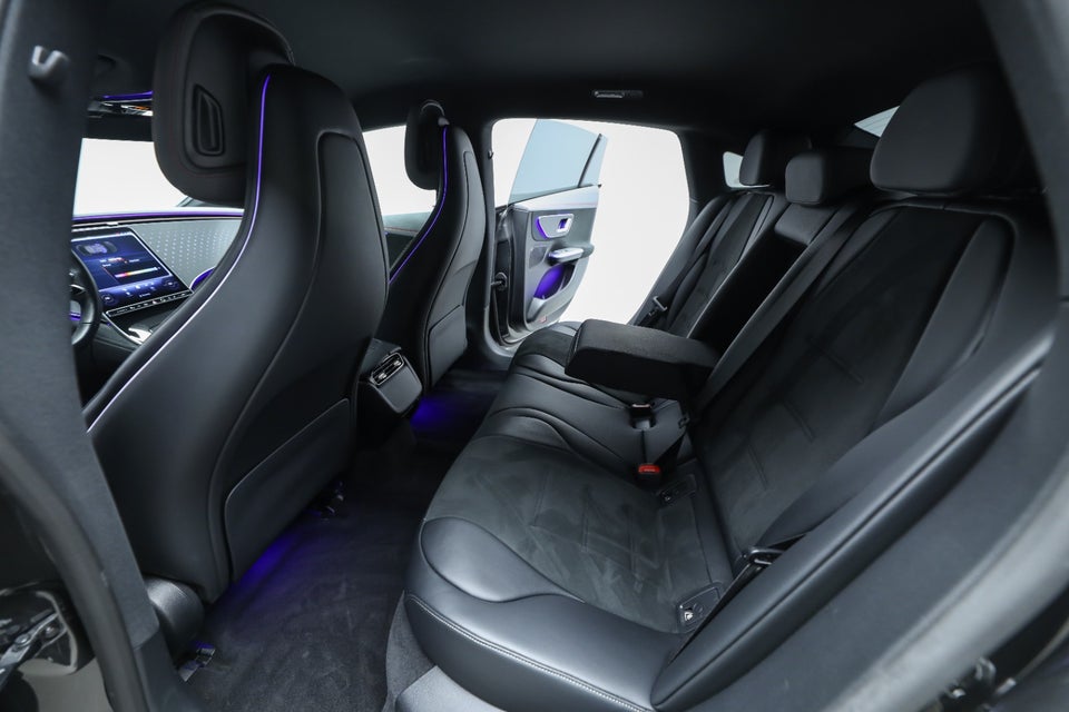 Mercedes EQE350 AMG Line 4d