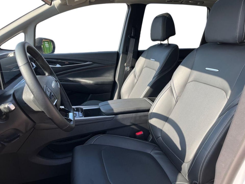 Maxus Euniq5 70 6prs 5d