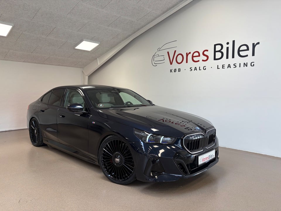 BMW i5 eDrive40 Fully Charged M-Sport Pro 4d
