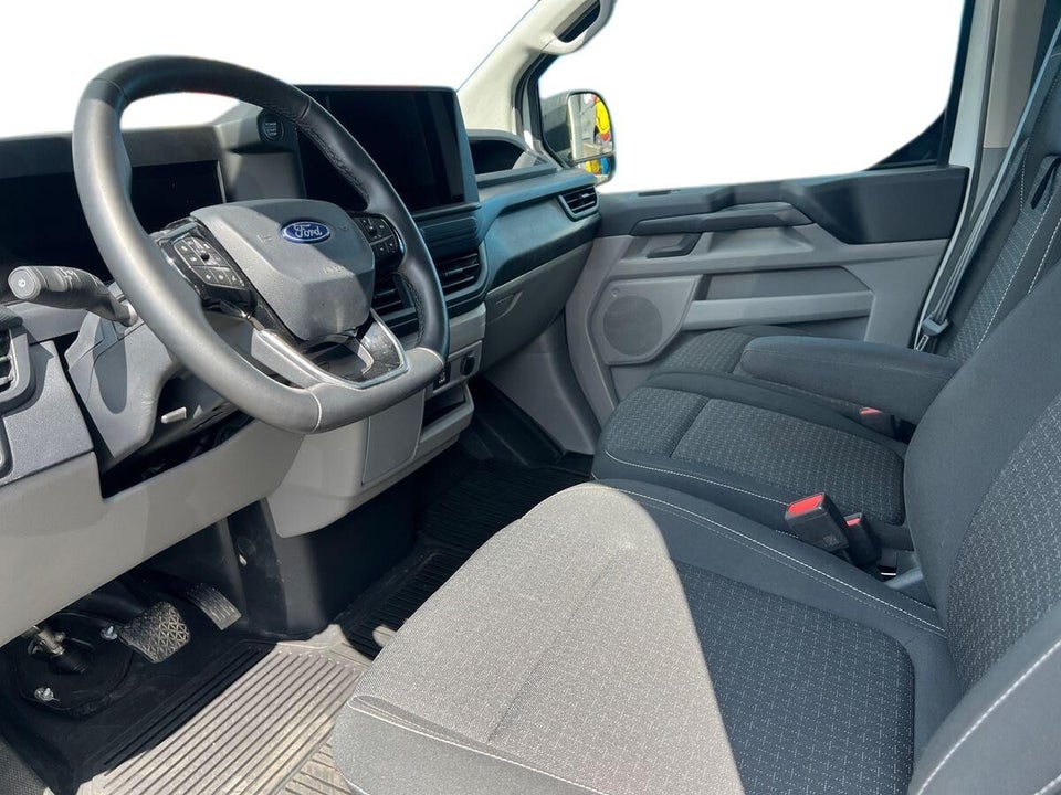 Ford Transit Custom 320 L2 2,5 PHEV Trend CVT