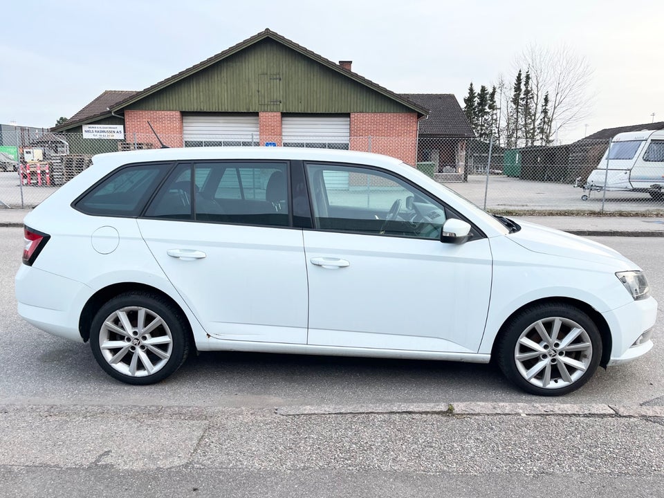 Skoda Fabia 1,4 TDi 90 Active Combi 5d
