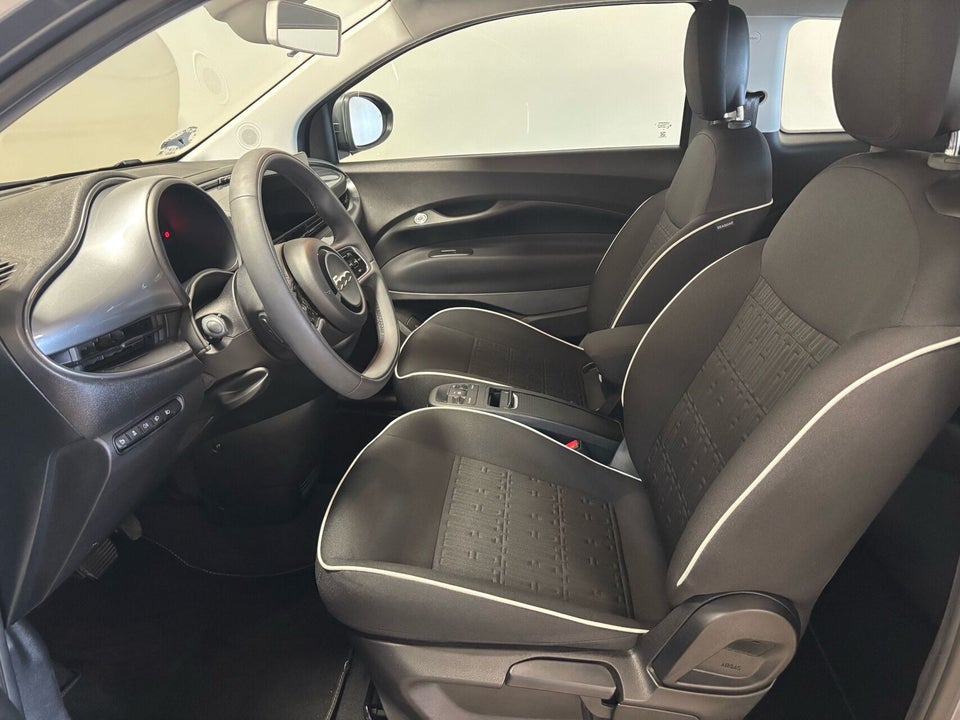 Fiat 500e 42 Icon 3d