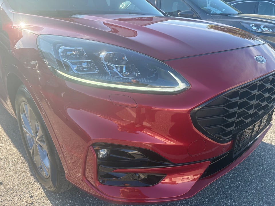 Ford Kuga 2,5 PHEV ST-Line X CVT 5d