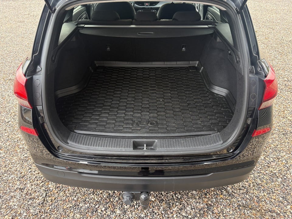 Hyundai i30 1,0 T-GDi Life Komfort stc. 5d