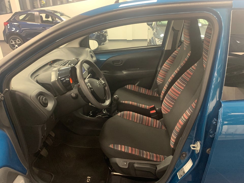 Citroën C1 1,0 VTi Shine 5d